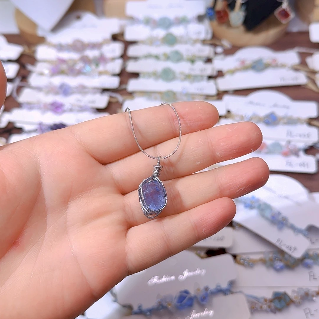 仿水晶铁合金雾项链