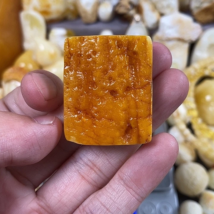 琥珀裸石未镶嵌我