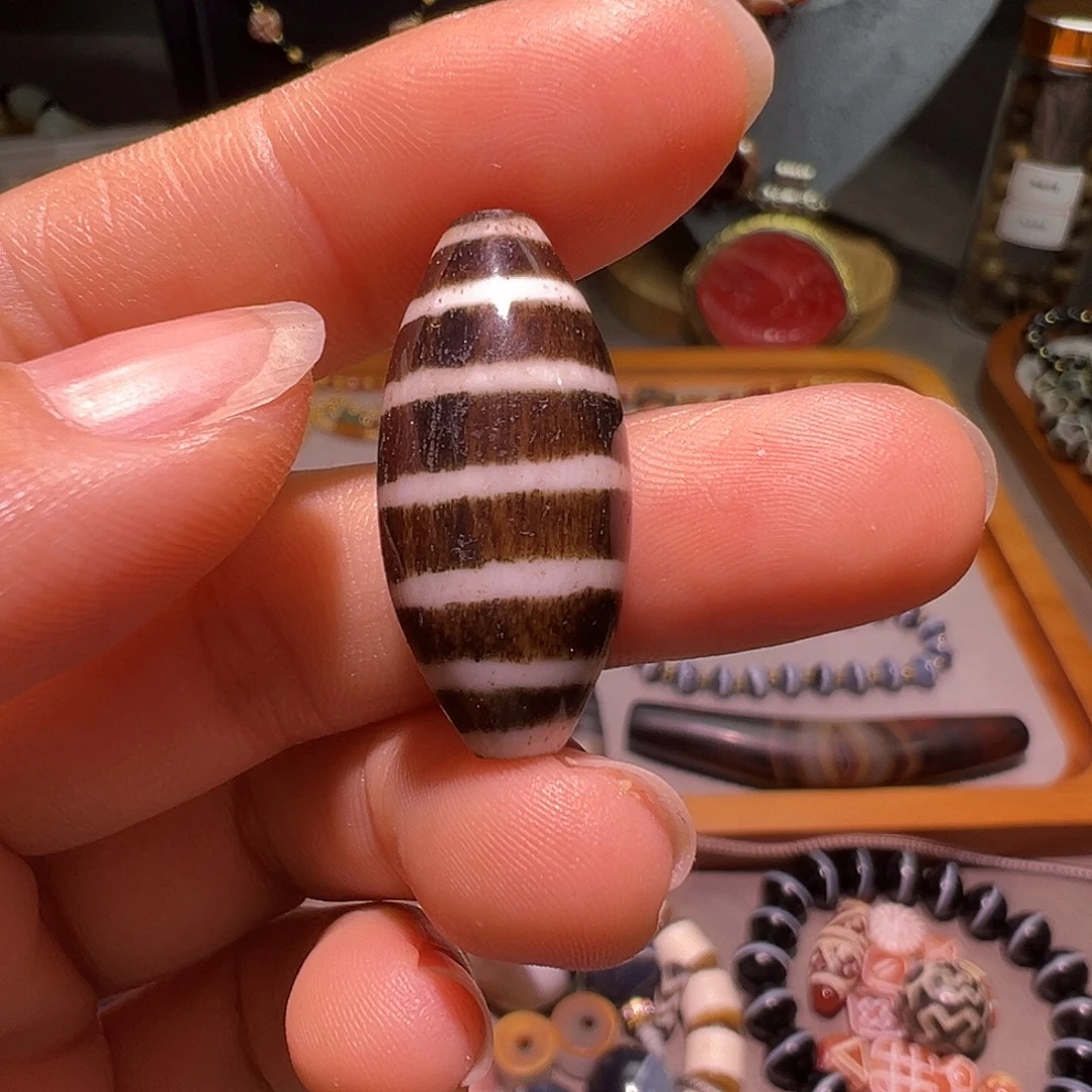 树脂制品邦提克佩珠