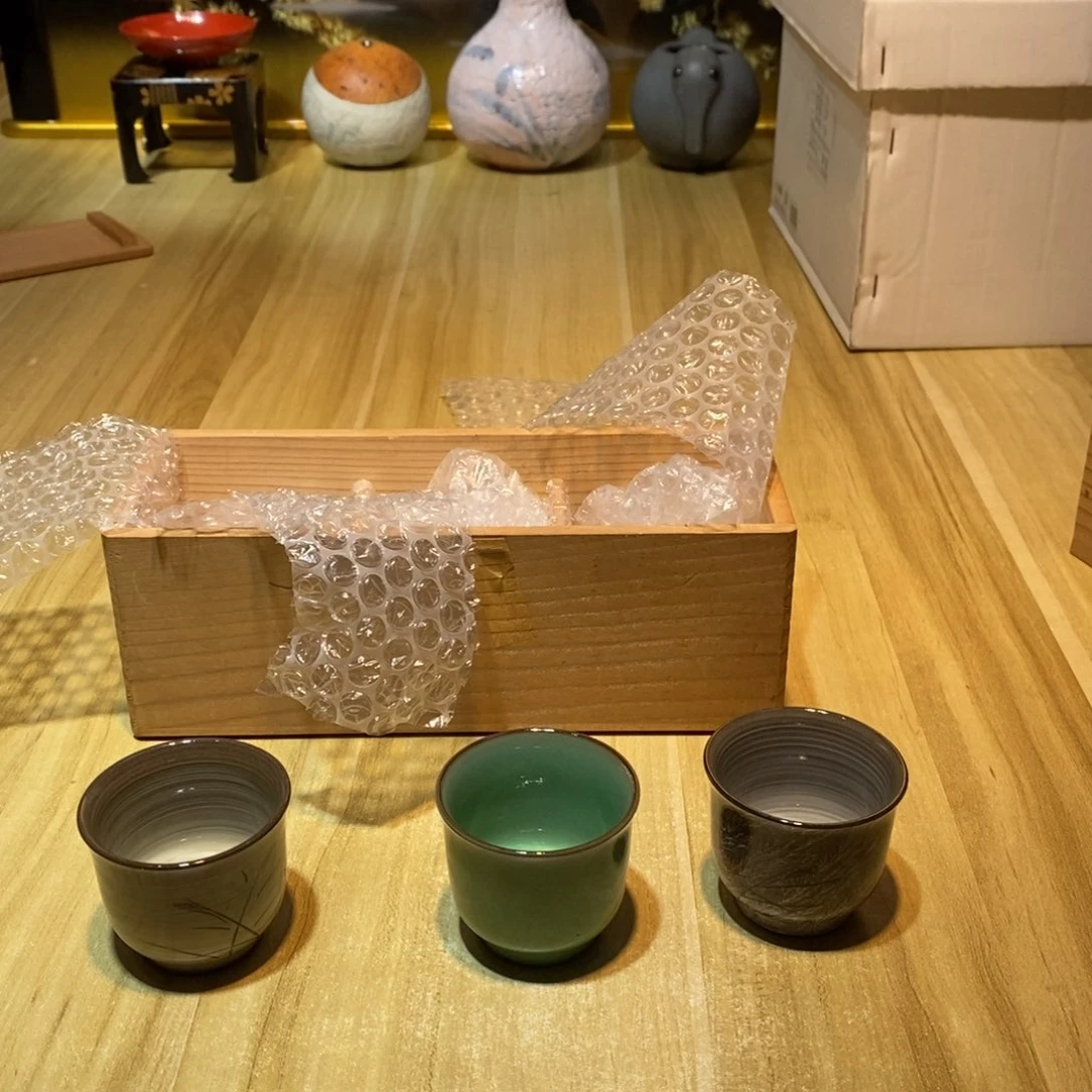 C****立易雅集工艺品有限公司