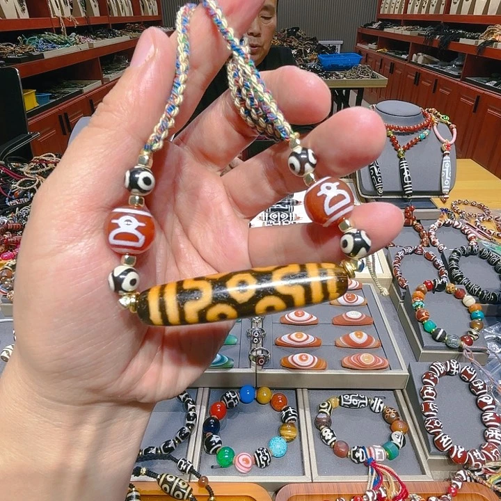 未镶嵌玛瑙/玉髓珠宝奇石