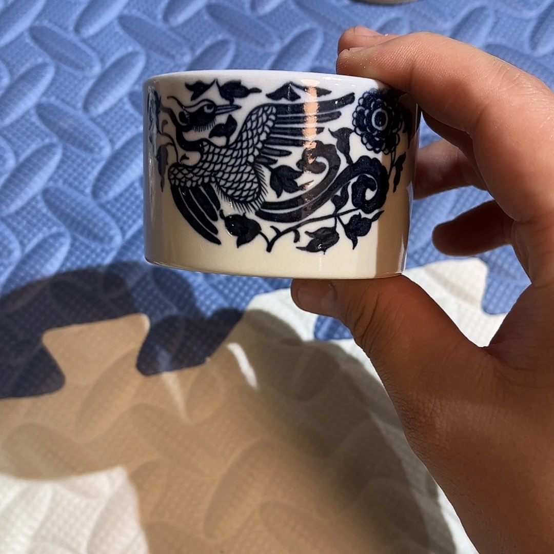 大瑕疵凤穿牡丹直口杯