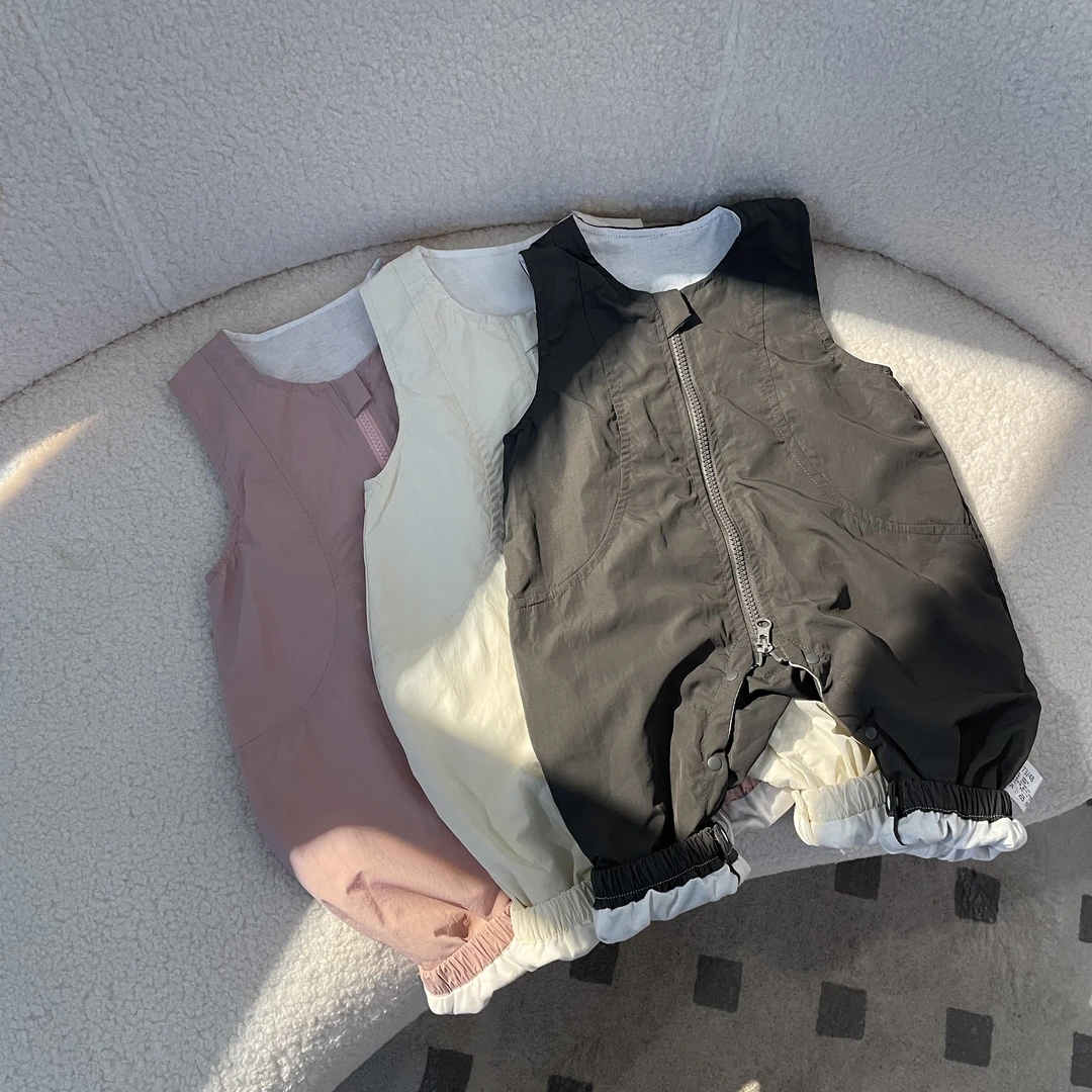 【可馨妈】儿童宝宝无袖新款时尚休闲拉链连体衣纸感皱背带裤