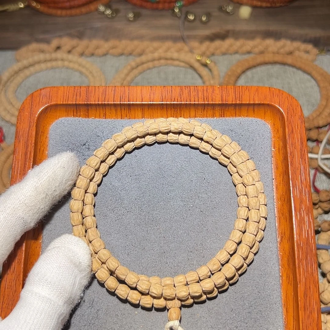 用***2吊坠柏香籽/百香籽奶油皮高桩筒顺5.5+