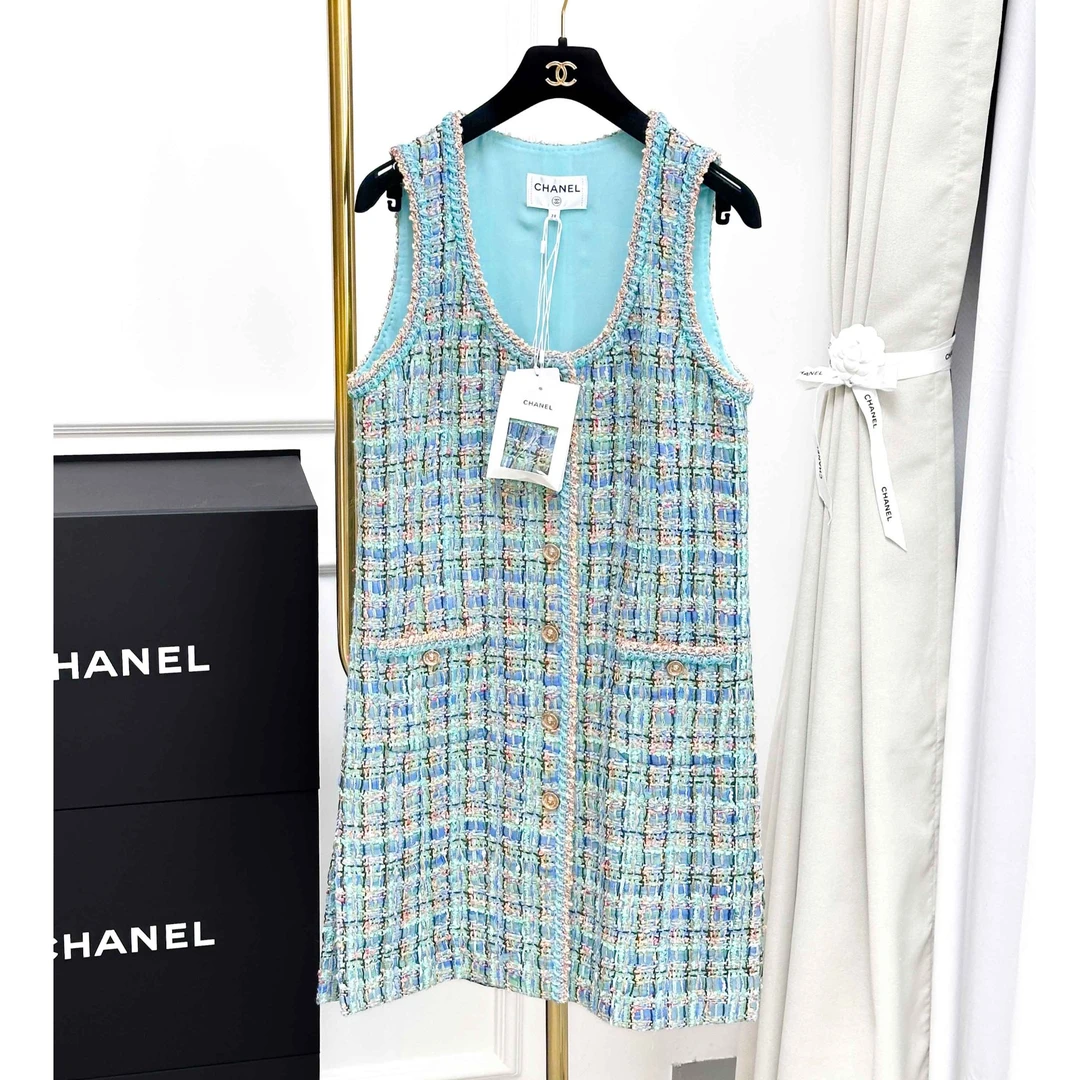 99新 Chanel/香奈儿 38码 蓝绿混色 金扣 无袖 连衣裙