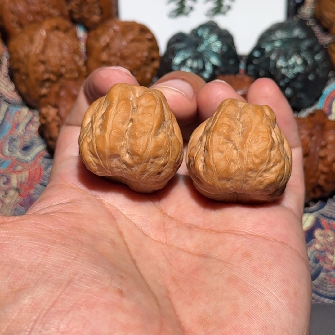 把件文玩核桃1787玉蟾，尺寸33 38 28