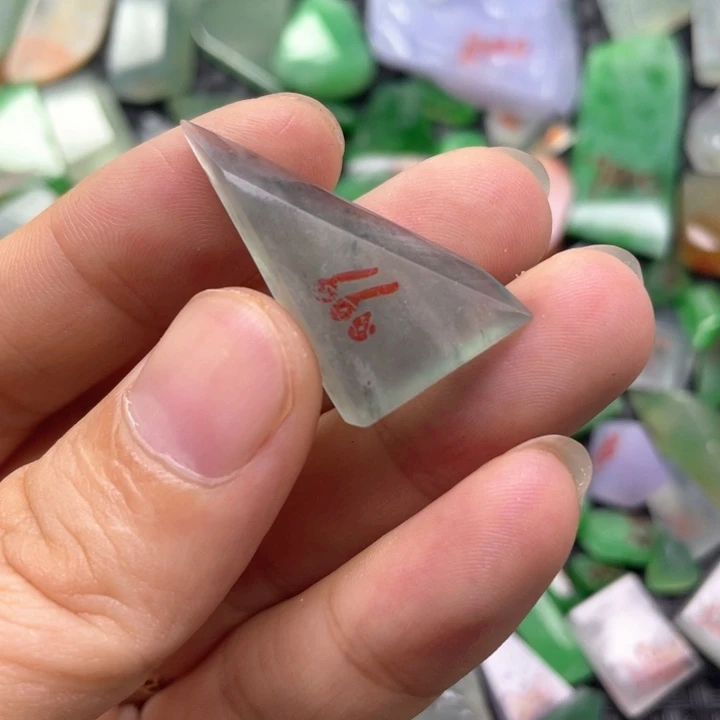 定制翡翠未镶嵌天然缅甸翡翠