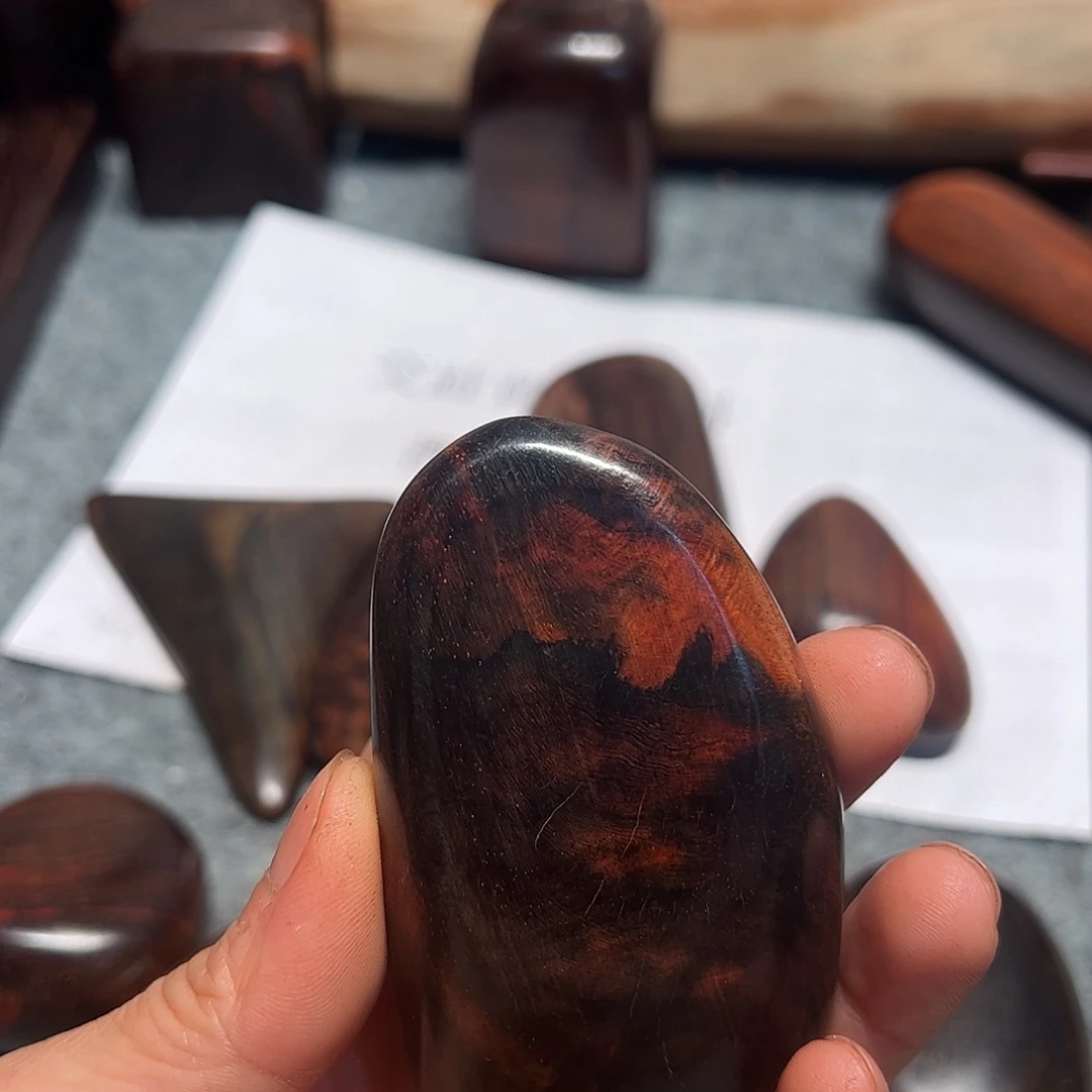 交趾黄檀（大红酸枝）鱼