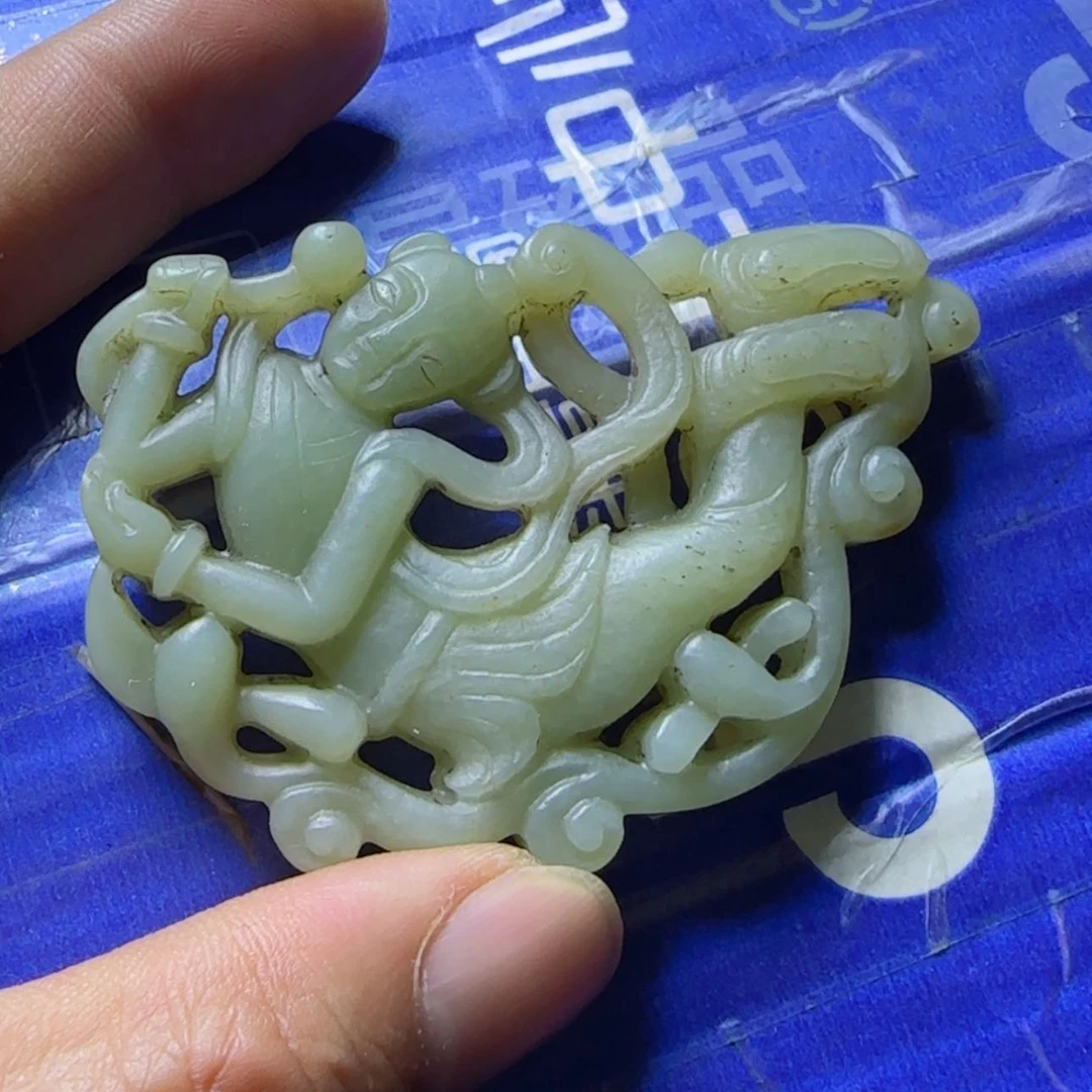 【闪购商品】和田玉挂件未镶嵌不*松