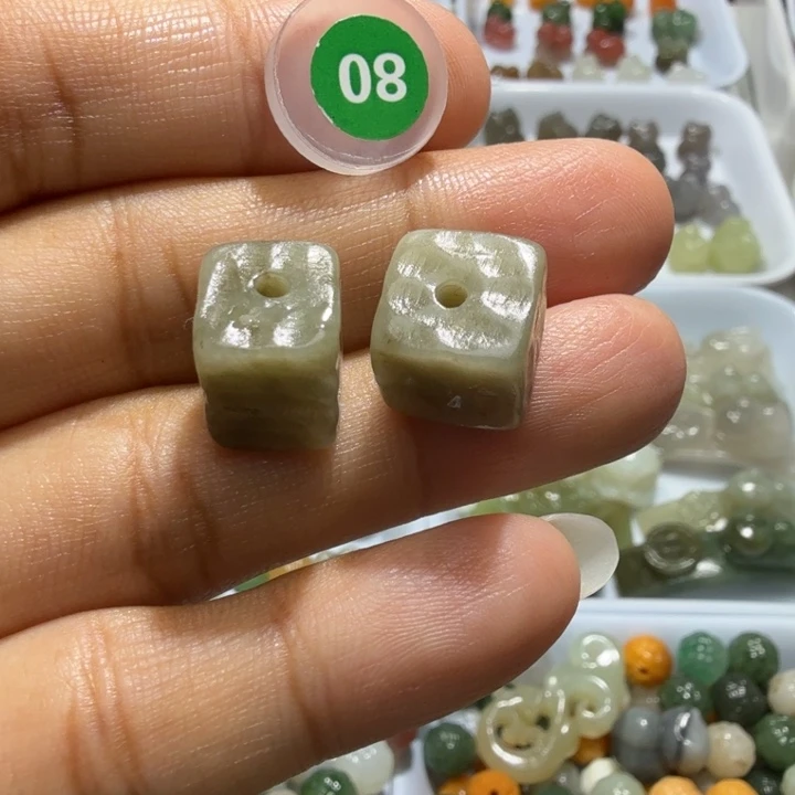 未镶嵌和田玉珠宝半成品