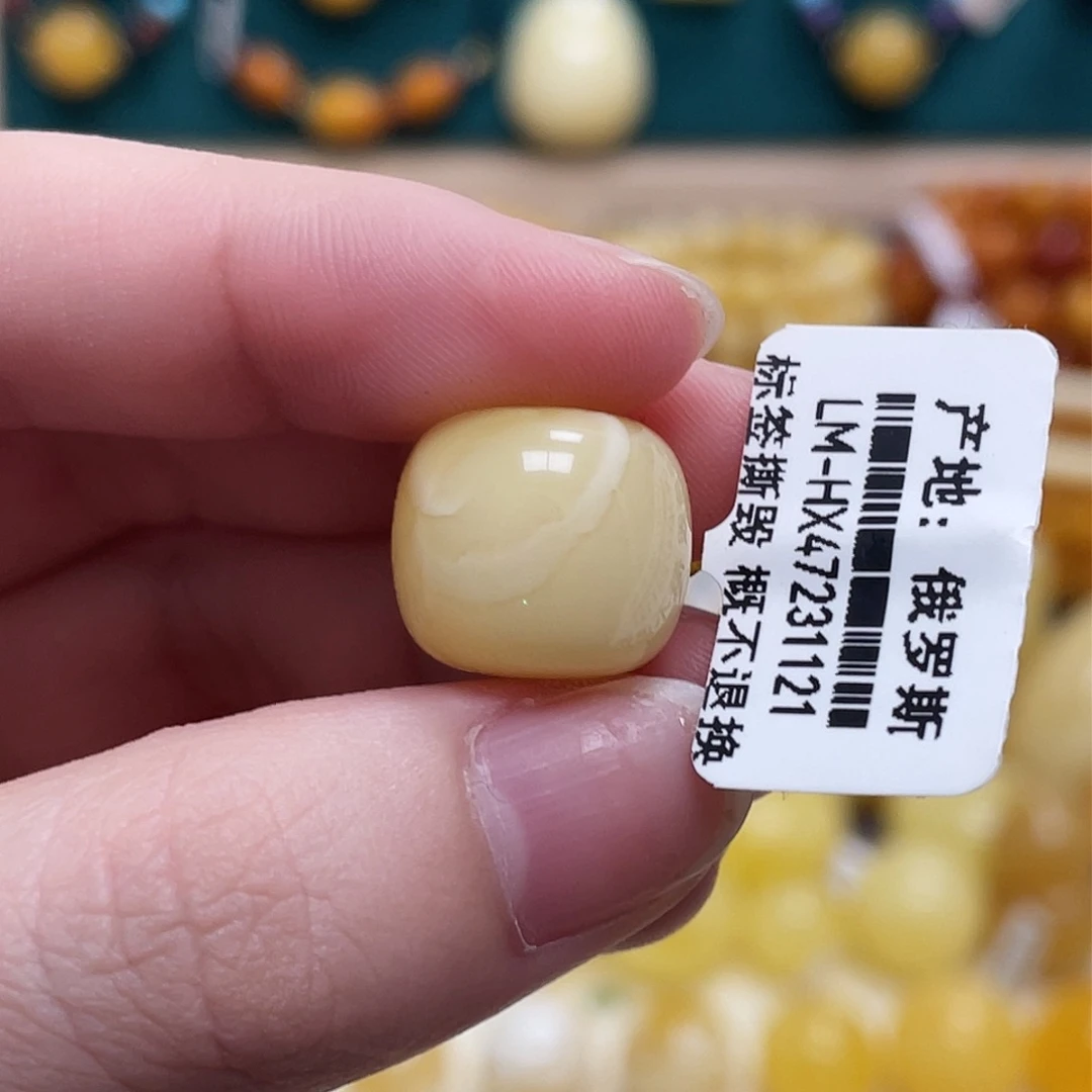 蜜蜡未镶嵌珠宝奇石15mm妖花老型带溶洞 瑕