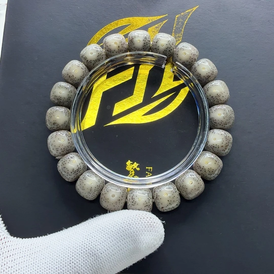 星月菩提吊坠38梵天灰冰大眼睛针尖星12左右桶单圈一物一图