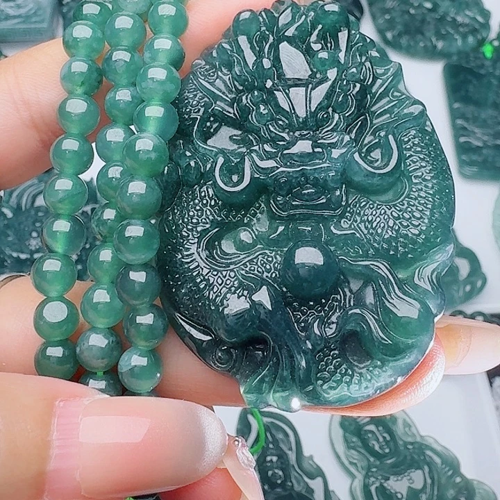 颈饰未镶嵌翡翠1111