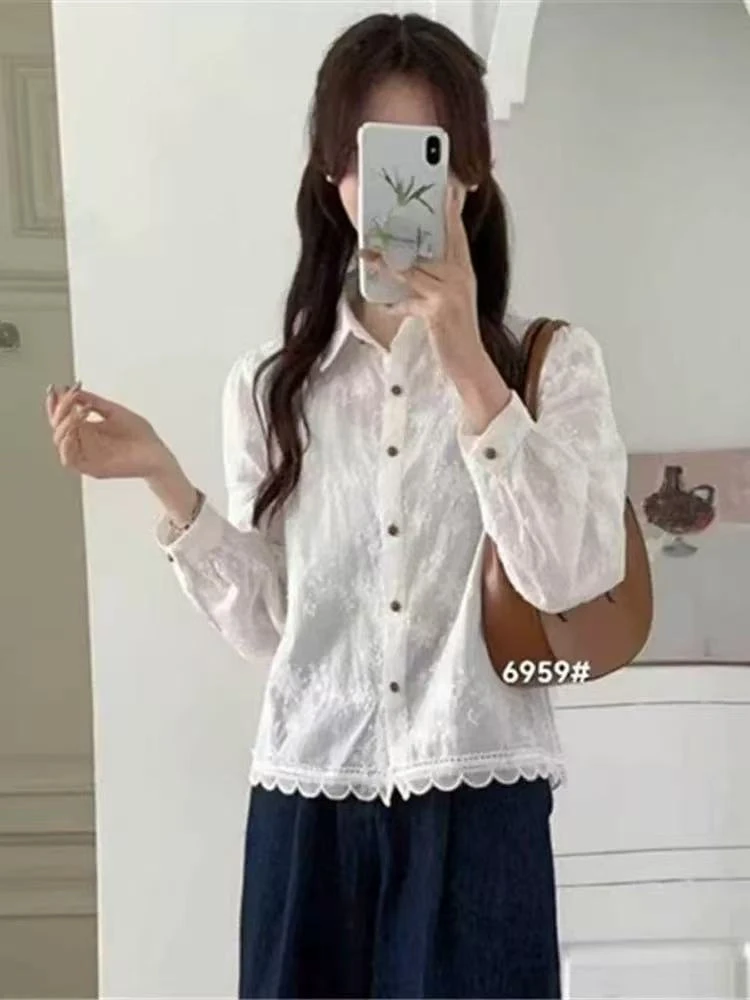 刺绣单排多扣衬衫春秋春款白色小披领篓空刺绣长袖