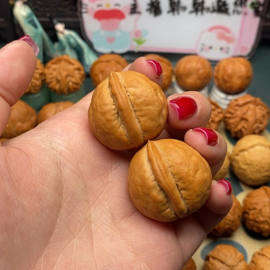 文玩核桃把件海豚