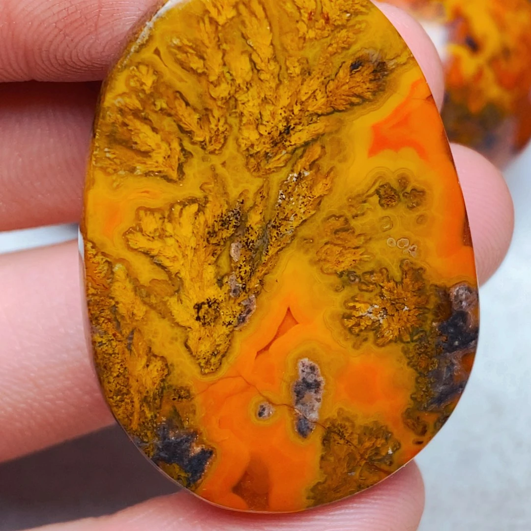 心***旧玛瑙/玉髓未镶嵌颈饰