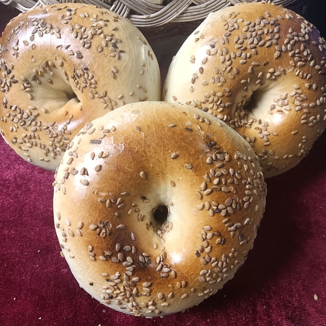 گىردە نان 阿图什的馕大的