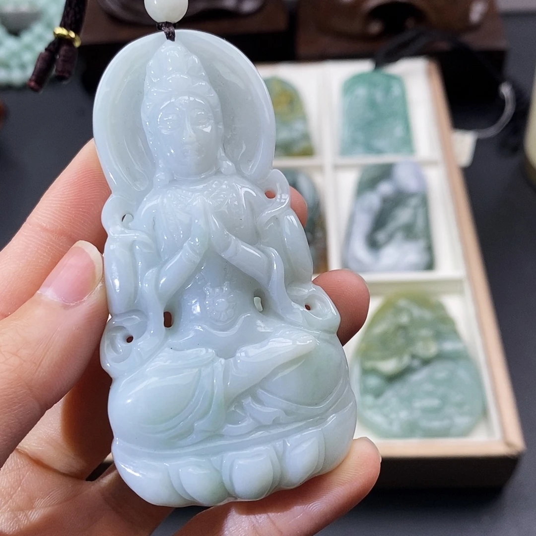 翡翠未镶嵌颈饰缅甸翡翠a货