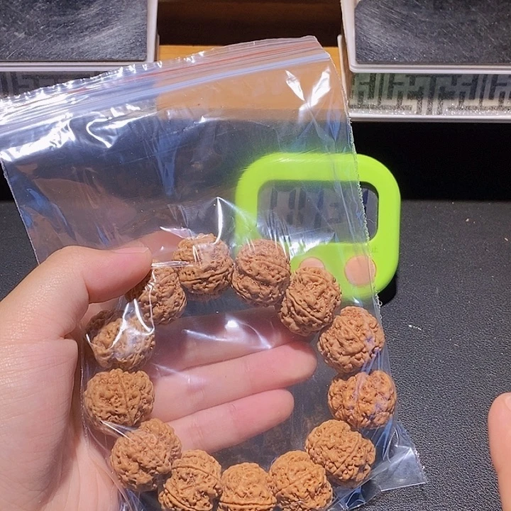 沛***M金刚菩提手串这样