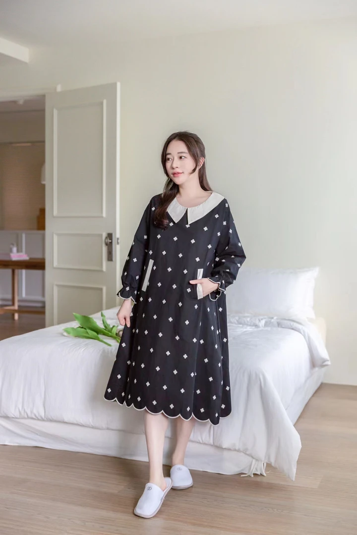 【甜心慕斯】半开领极简风优雅扭褶连衣裙睡裙Q2365