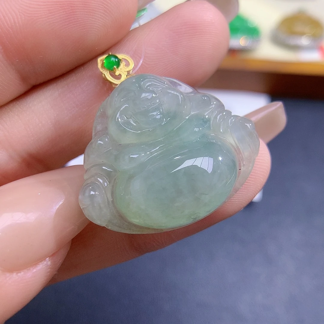 翡翠颈饰18K金镶嵌佛公