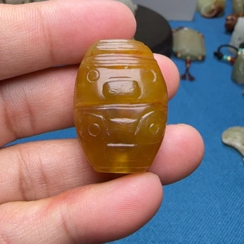 蛇纹石玉未镶嵌挂件