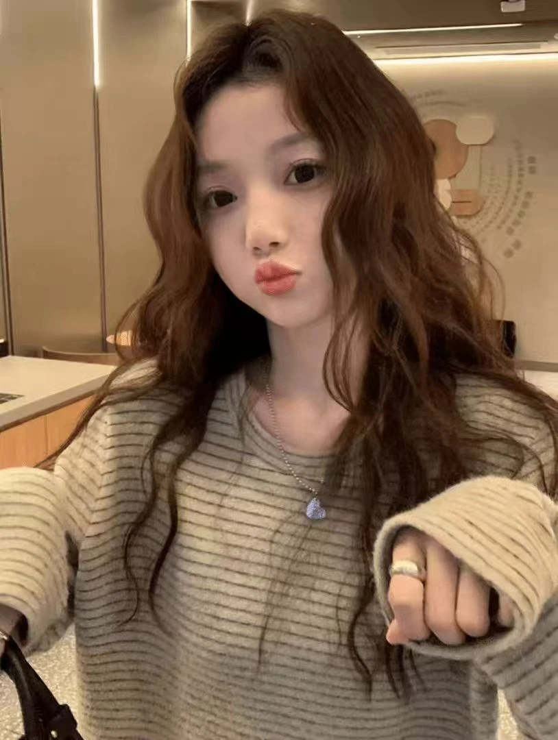 仿兔绒韩系条纹圆领女秋季宽松大码T恤显瘦慵懒风休闲上衣