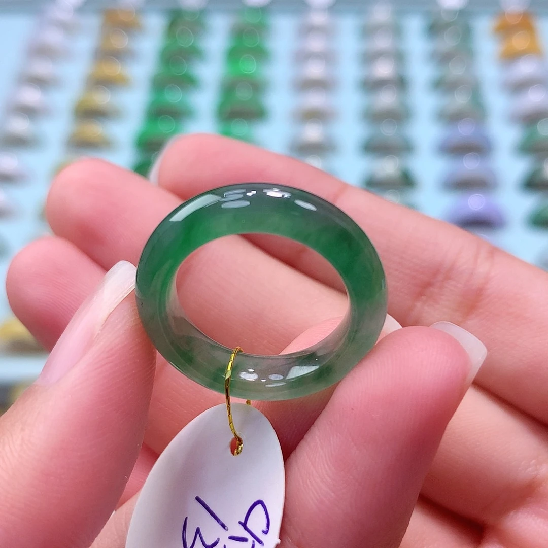 未镶嵌戒指翡翠13圈