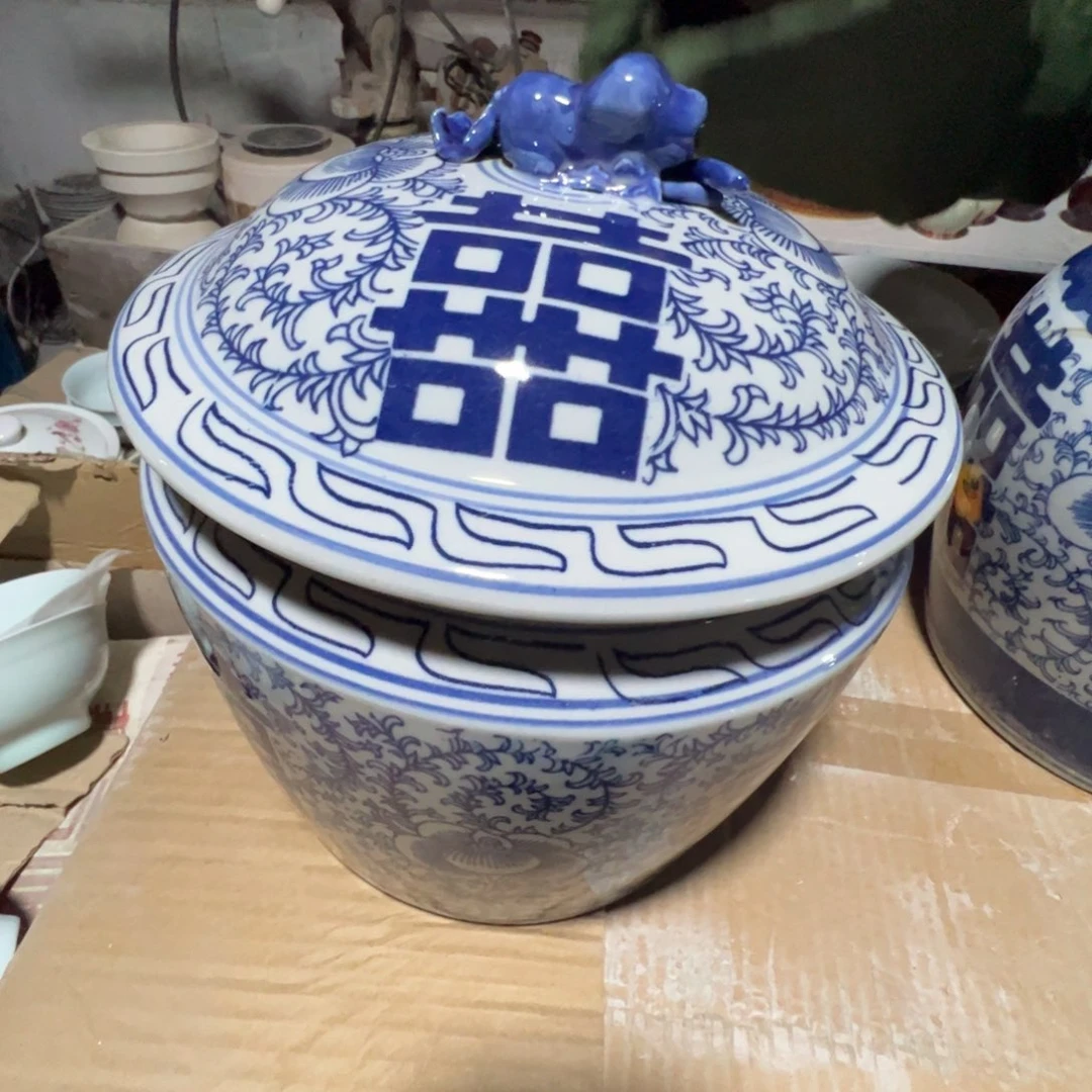 瓷景德镇高温陶瓷青花喜字大罐一个