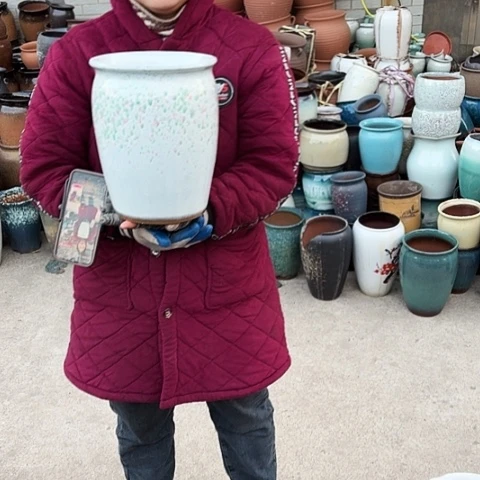 口20高25瑕疵盆子。