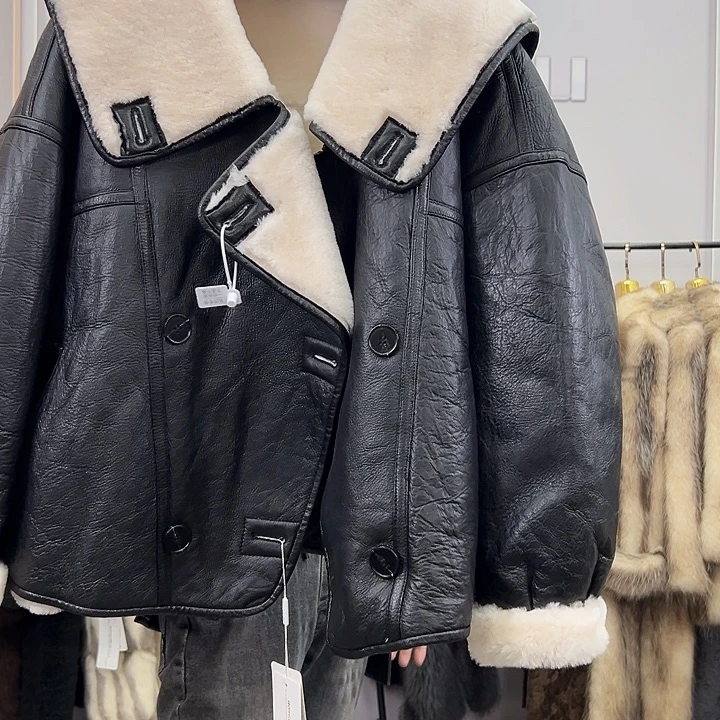 嘟***兵恒玖新款女装外套875