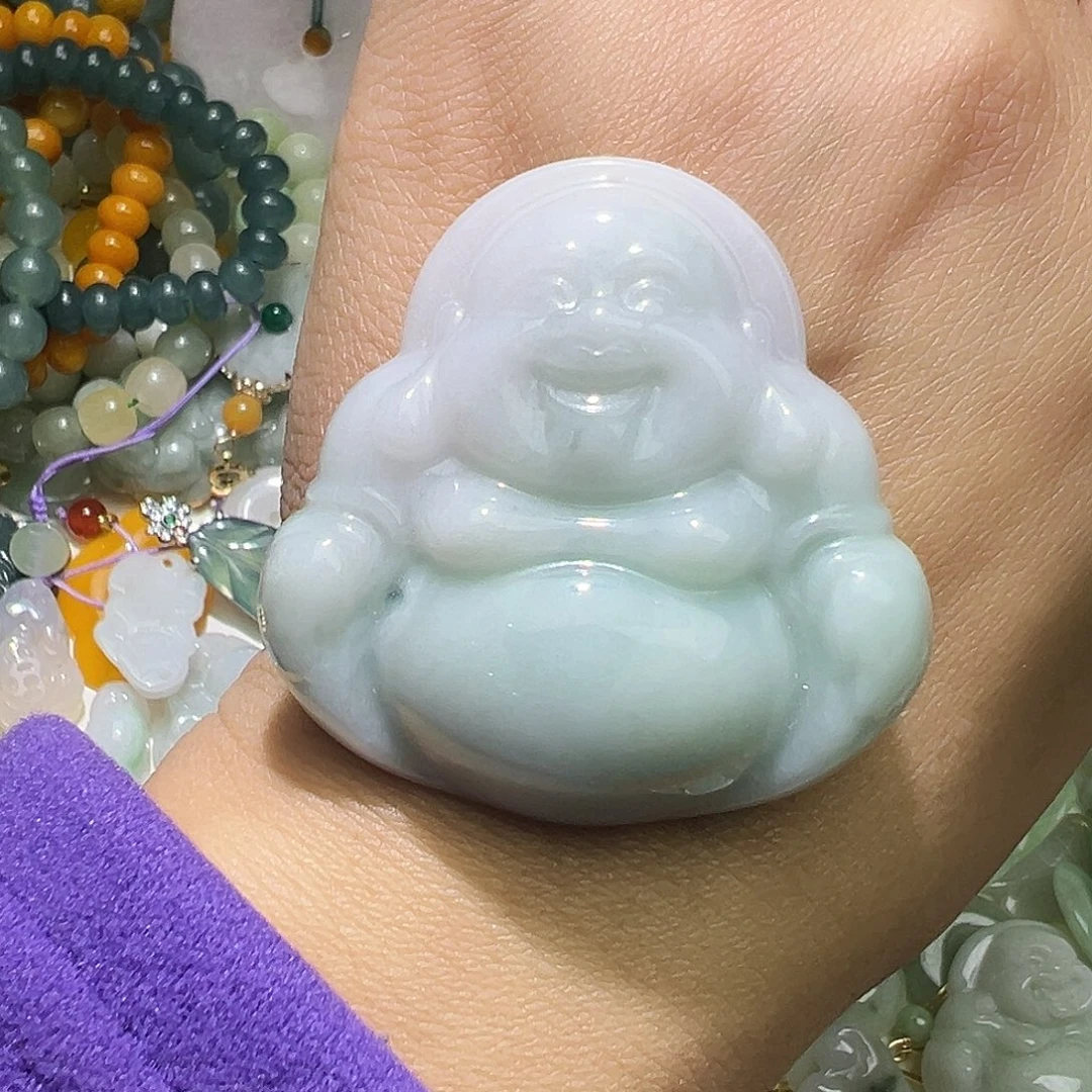 翡翠未镶嵌颈饰富贵