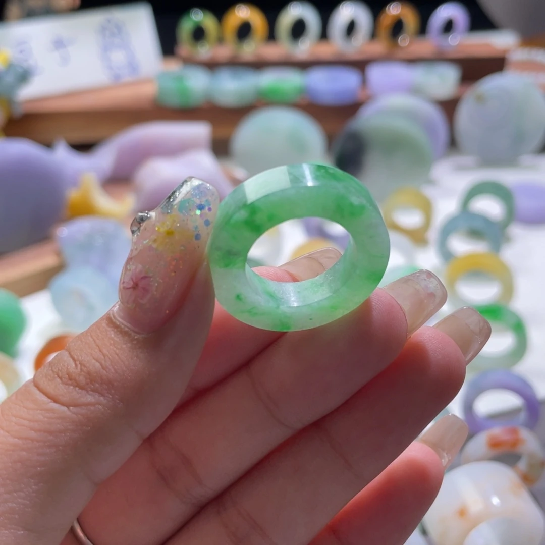 定制翡翠未镶嵌翡翠