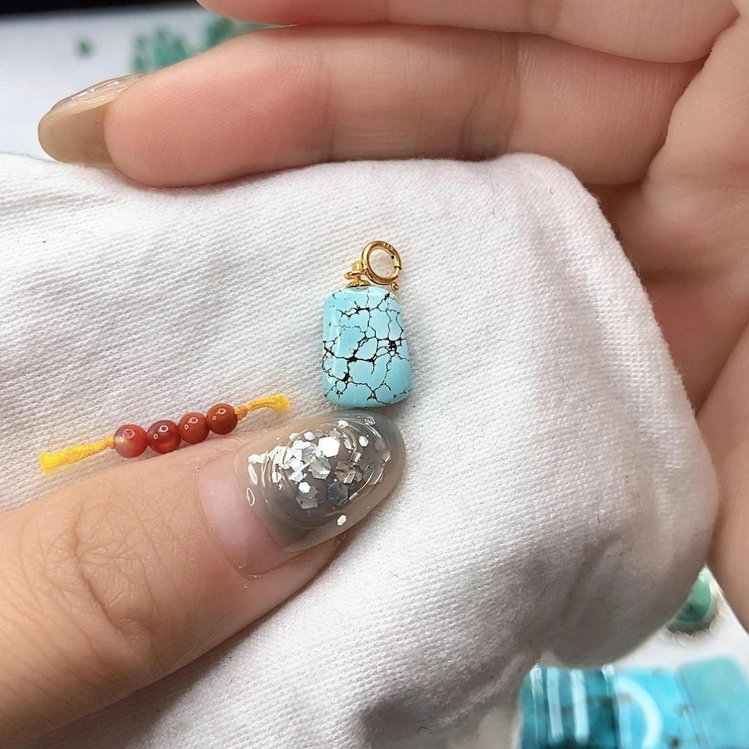 南红玛瑙未镶嵌珠宝奇石