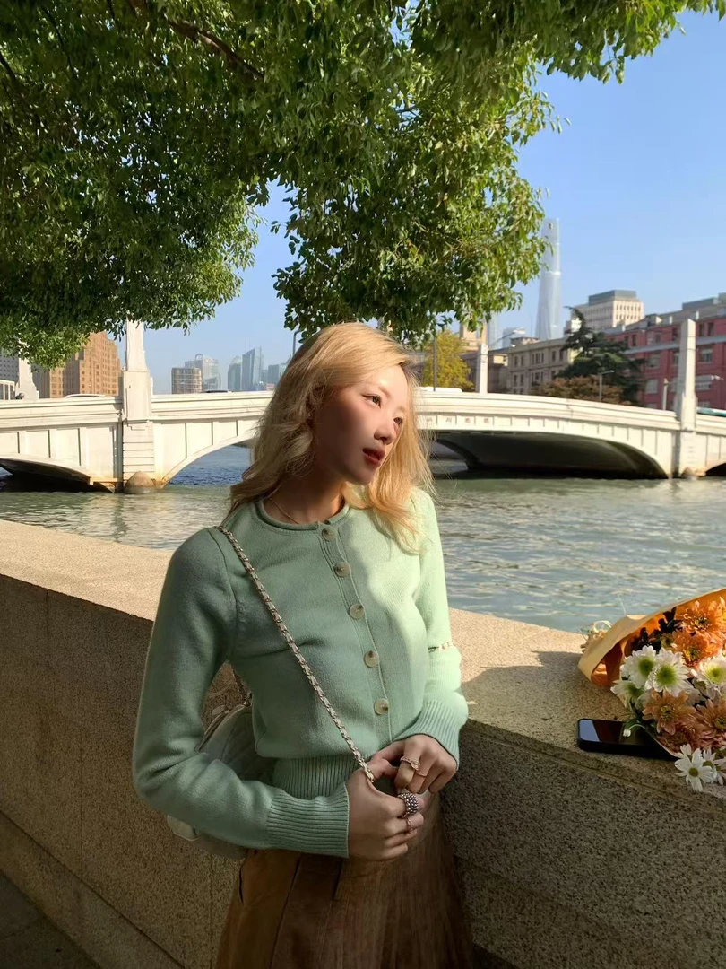 2026秋冬新款韩系气质甜美绿色圆领针织开衫高腰气质半身裙两件套