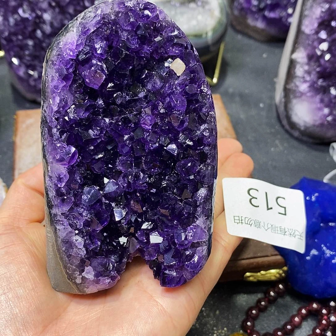 未镶嵌水晶大型摆件（非配饰）