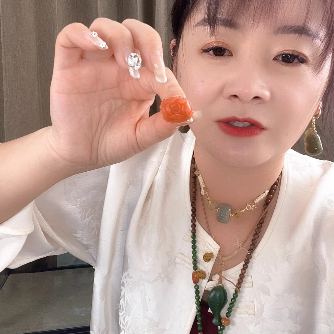 南红玛瑙未镶嵌戒指