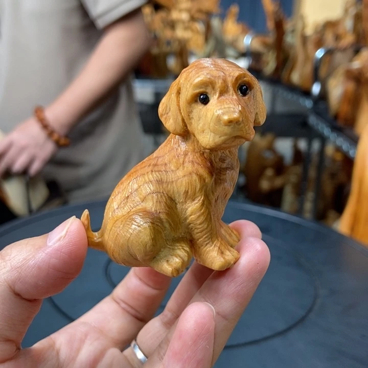 柏木（崖柏）手把件狗