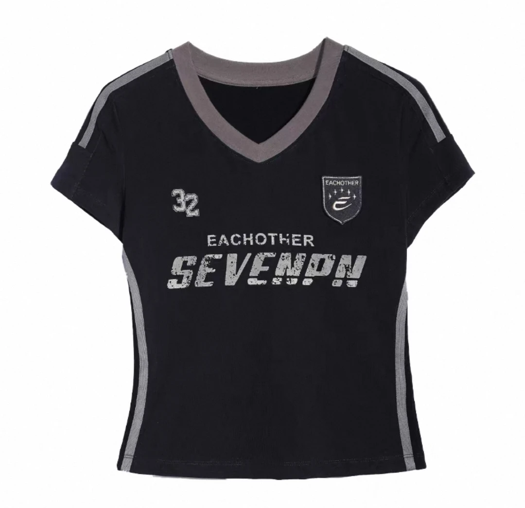 新款时尚休闲T恤上衣夏季薄款女士