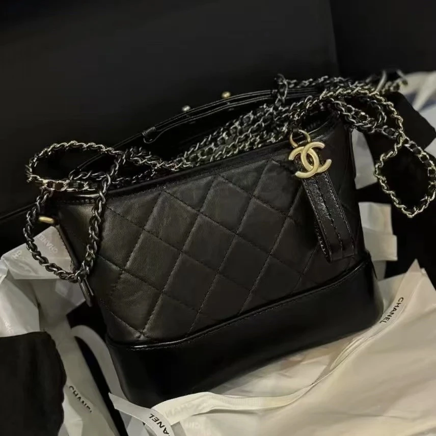 未使用 Chanel/香奈儿 黑金流浪包小号 22年 芯片款 多种背法
