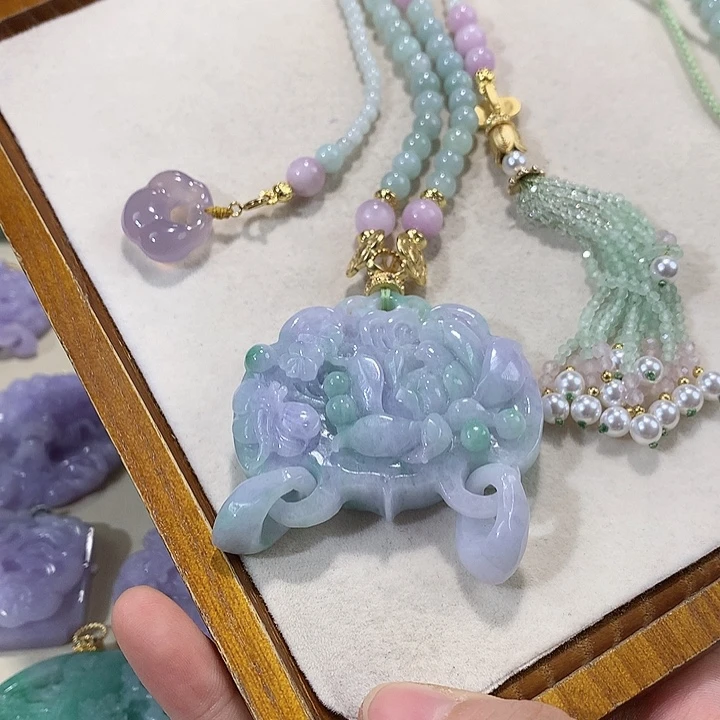 翡翠未镶嵌颈饰翡翠吊坠