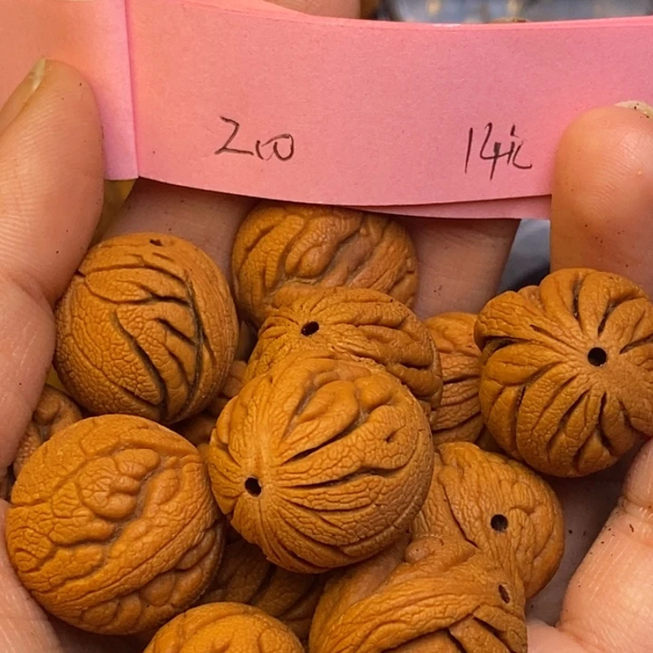 吊坠桃核秦岭龙纹桃核1