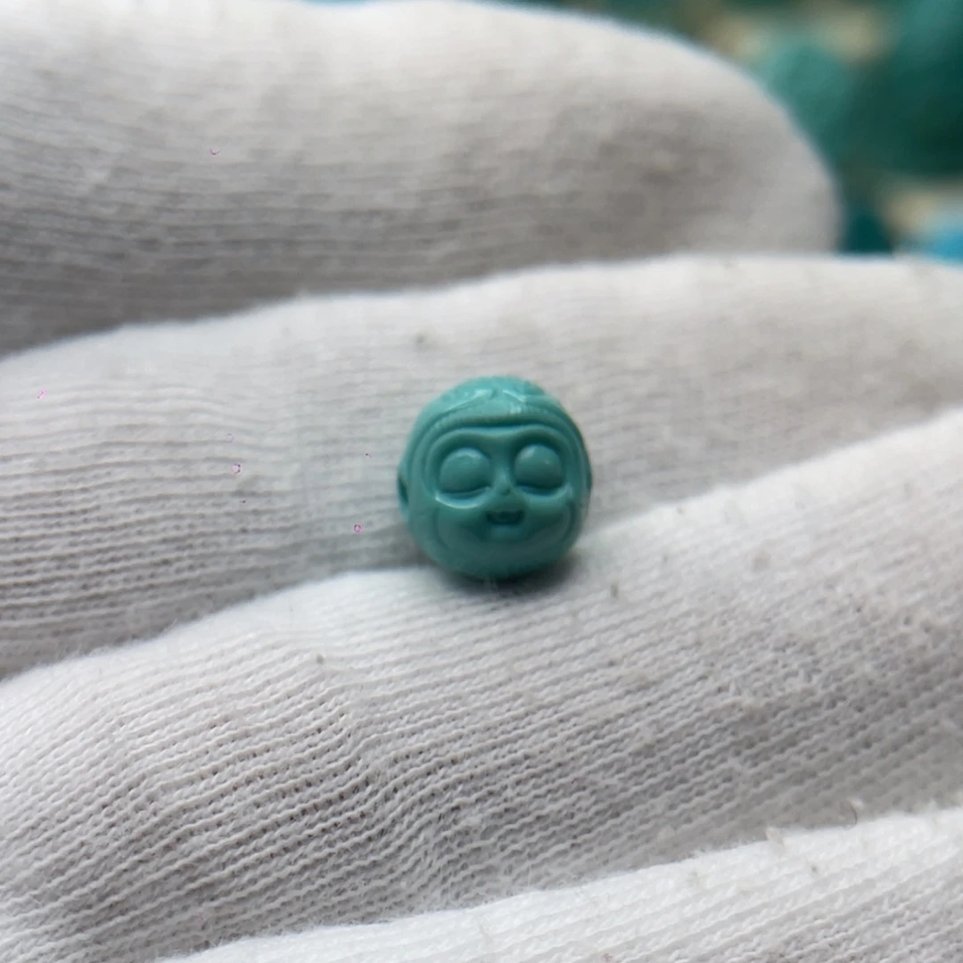 绿松石未镶嵌颈饰卡9.3