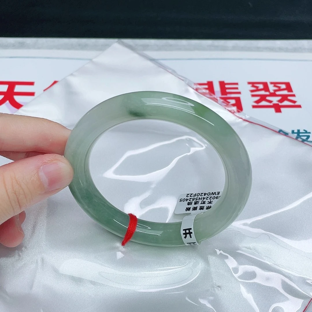 翡翠手镯未镶嵌圆58.4