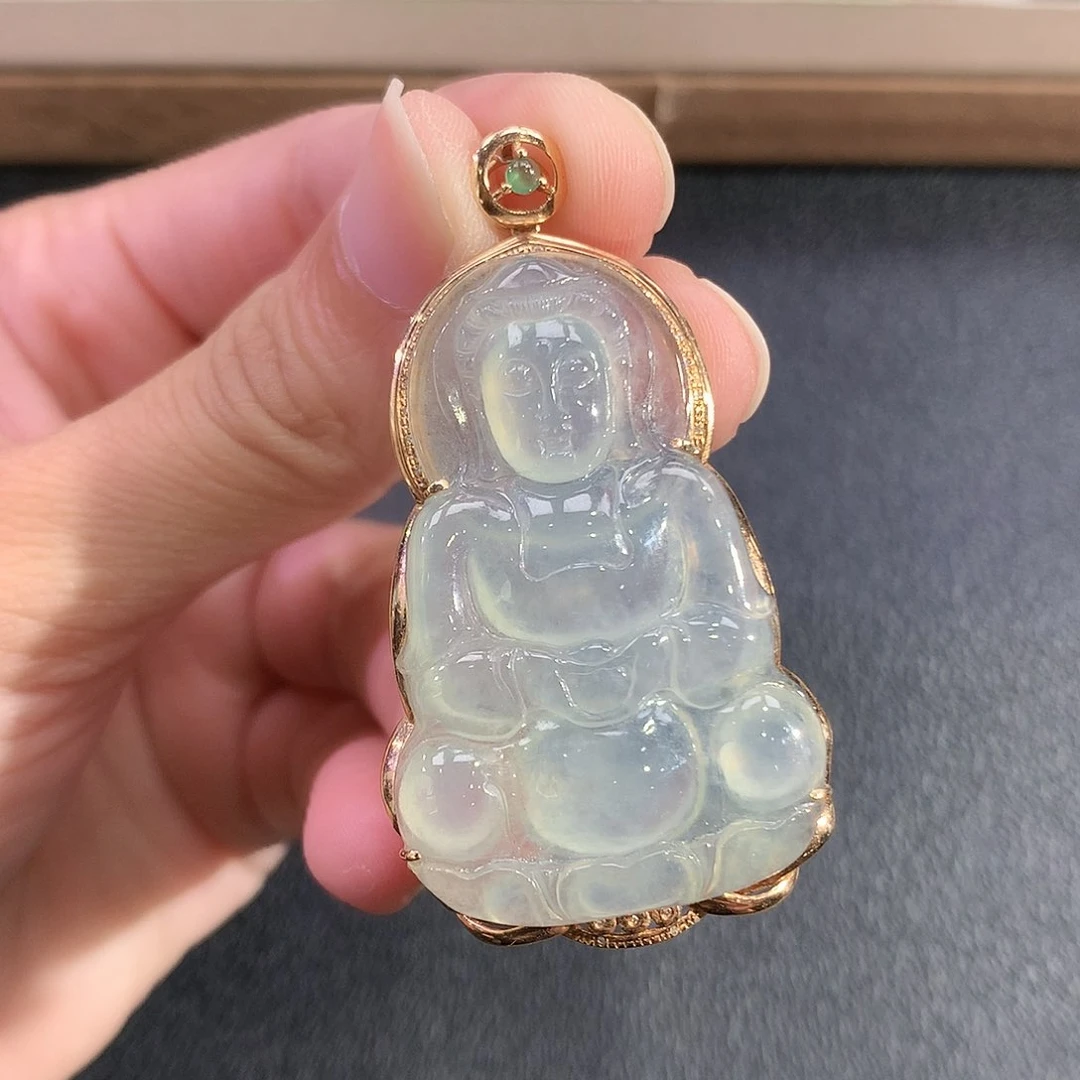 翡翠18K金镶嵌吊坠(赠链)