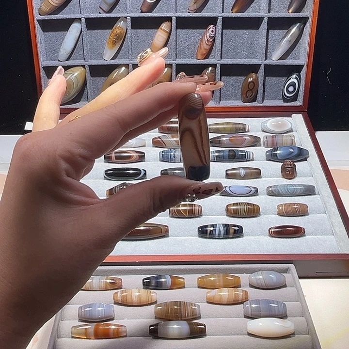 玛瑙/玉髓未镶嵌颈饰