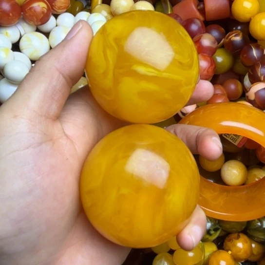 琥珀未镶嵌手链蜜蜡