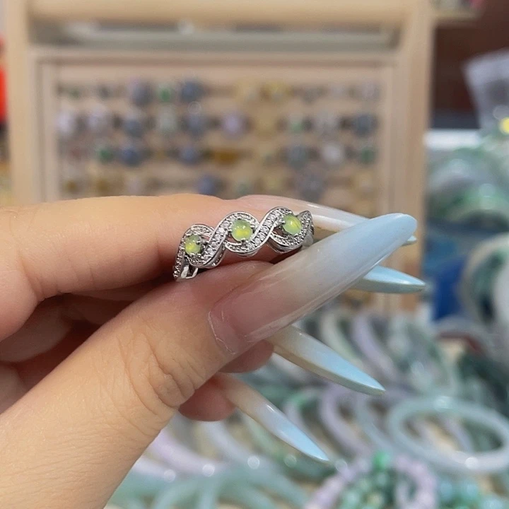 颈饰未镶嵌翡翠天然翡翠Ａ货