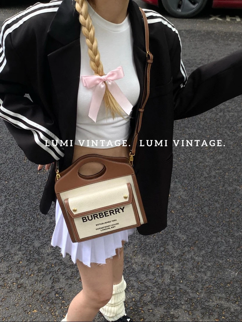 95新 BURBERRY/博柏利 棕色牛皮pocket邮差包62045873