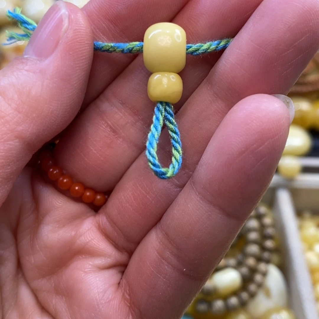 琥珀未镶嵌裸石原矿蜜蜡